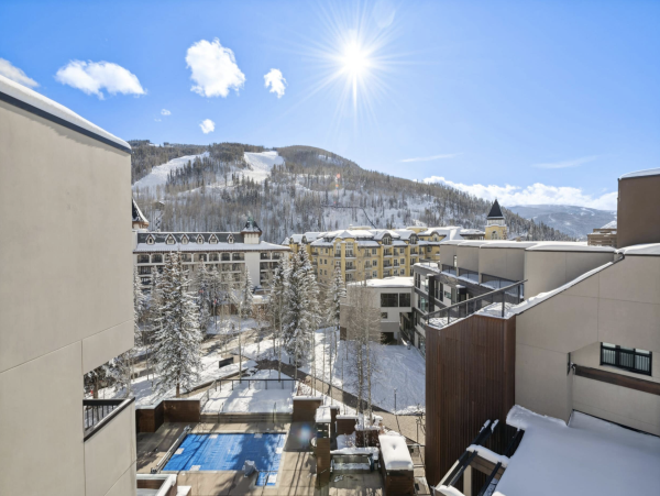 Mountain View Vail Vacation Condo Walk to Lift
